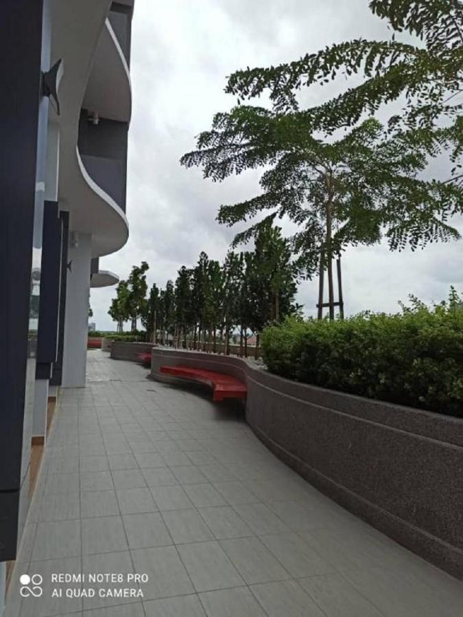 Appartement avec 2 chambre Kota Bharu Extérieur photo